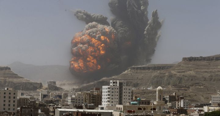 Yemen bombardamenti